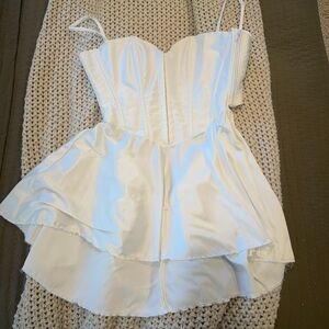 SKIMS White Strapless Dress